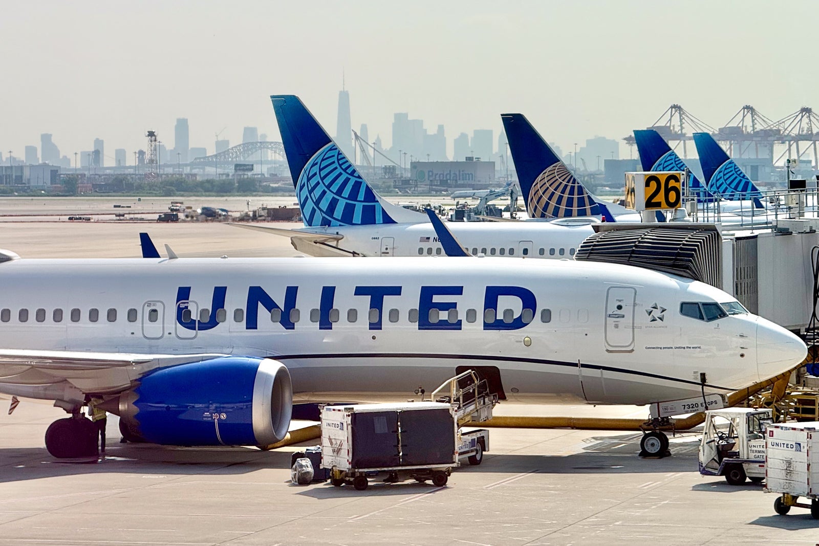 United Boeing 737 Newark NYC